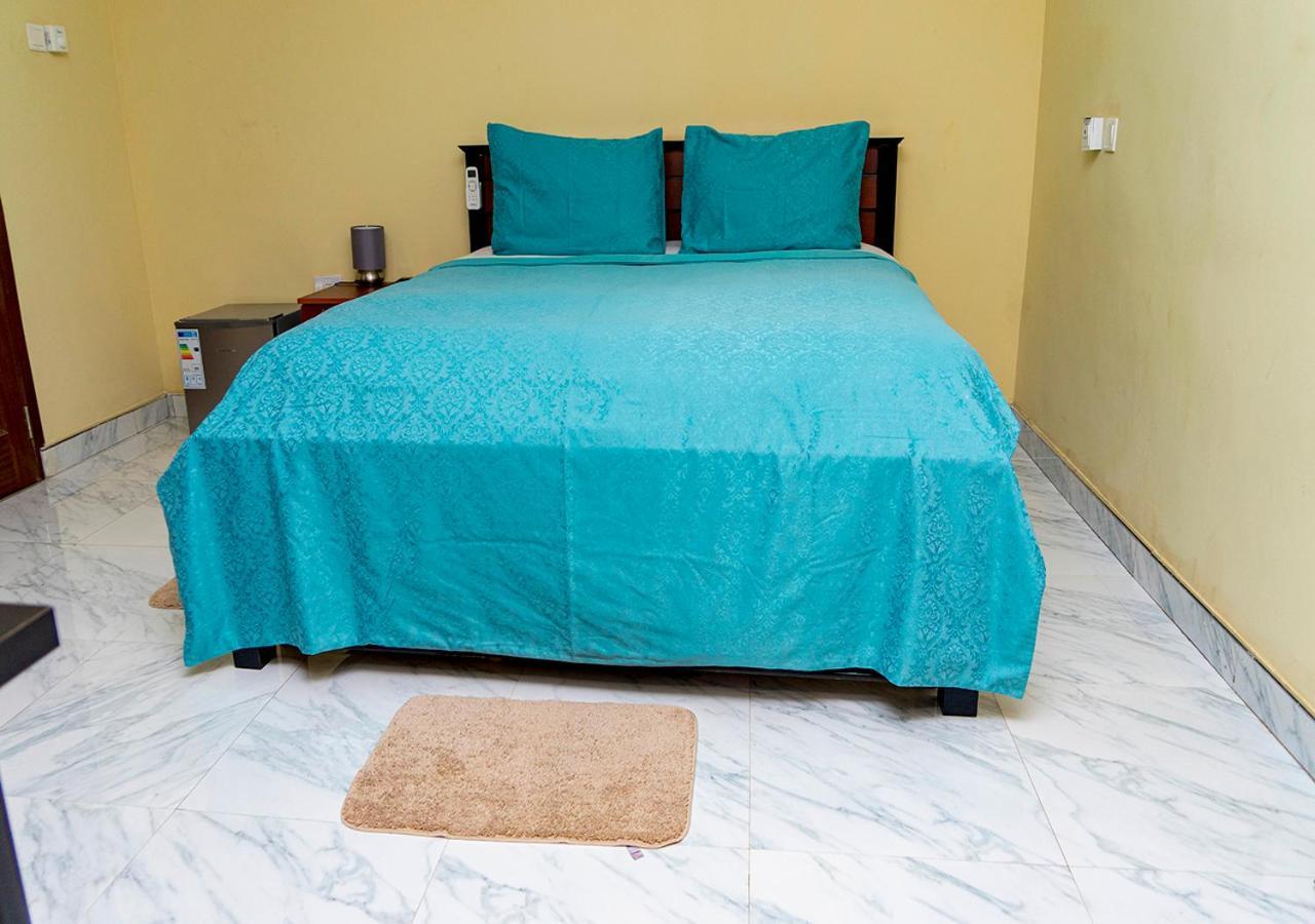La-Viv Royal Hotel Kumasi Zewnętrze zdjęcie