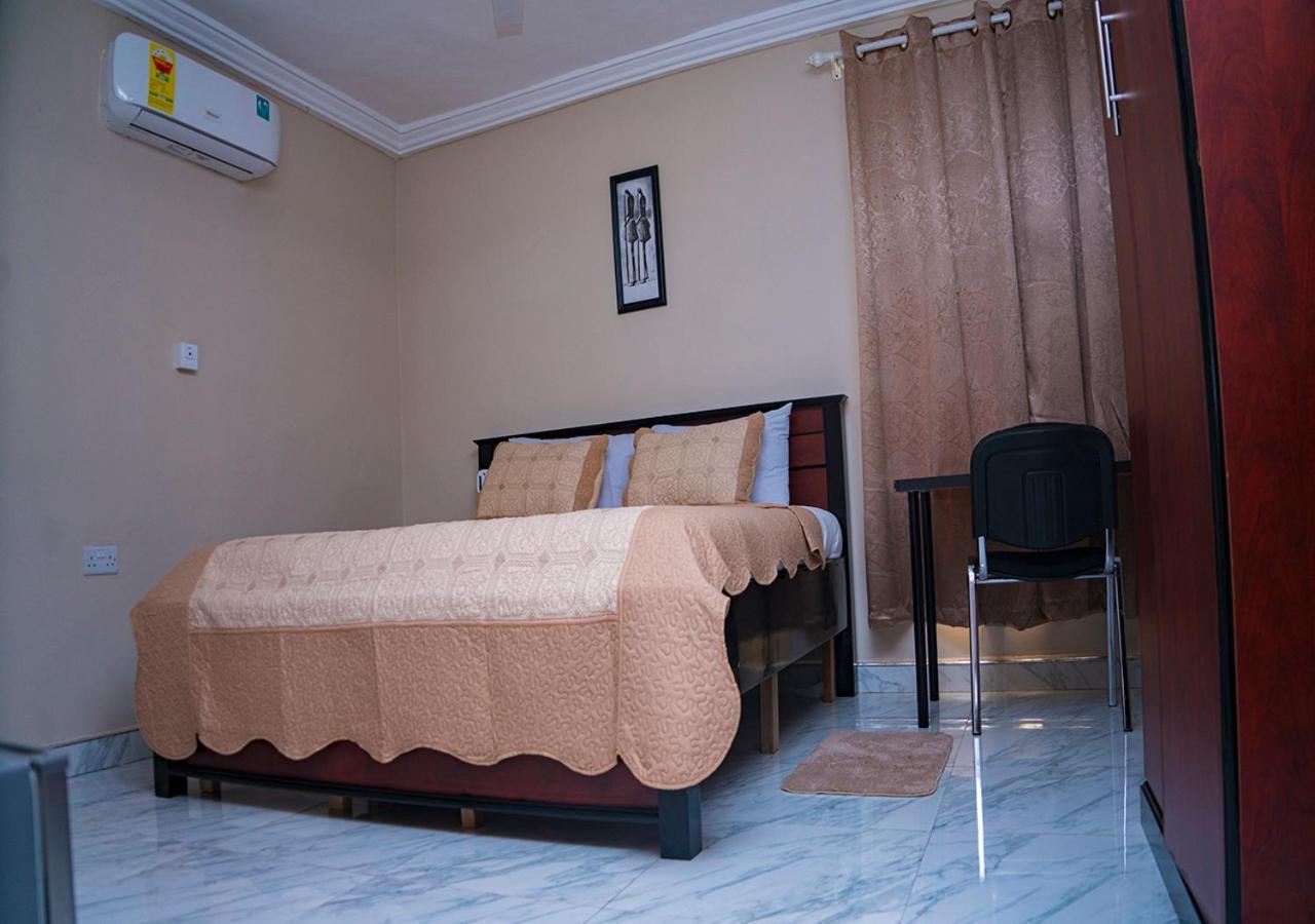 La-Viv Royal Hotel Kumasi Zewnętrze zdjęcie